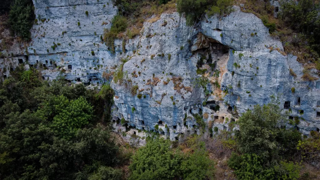 Necropolis Of Pantalica : A Fascinating Journey Into The Ancient ...